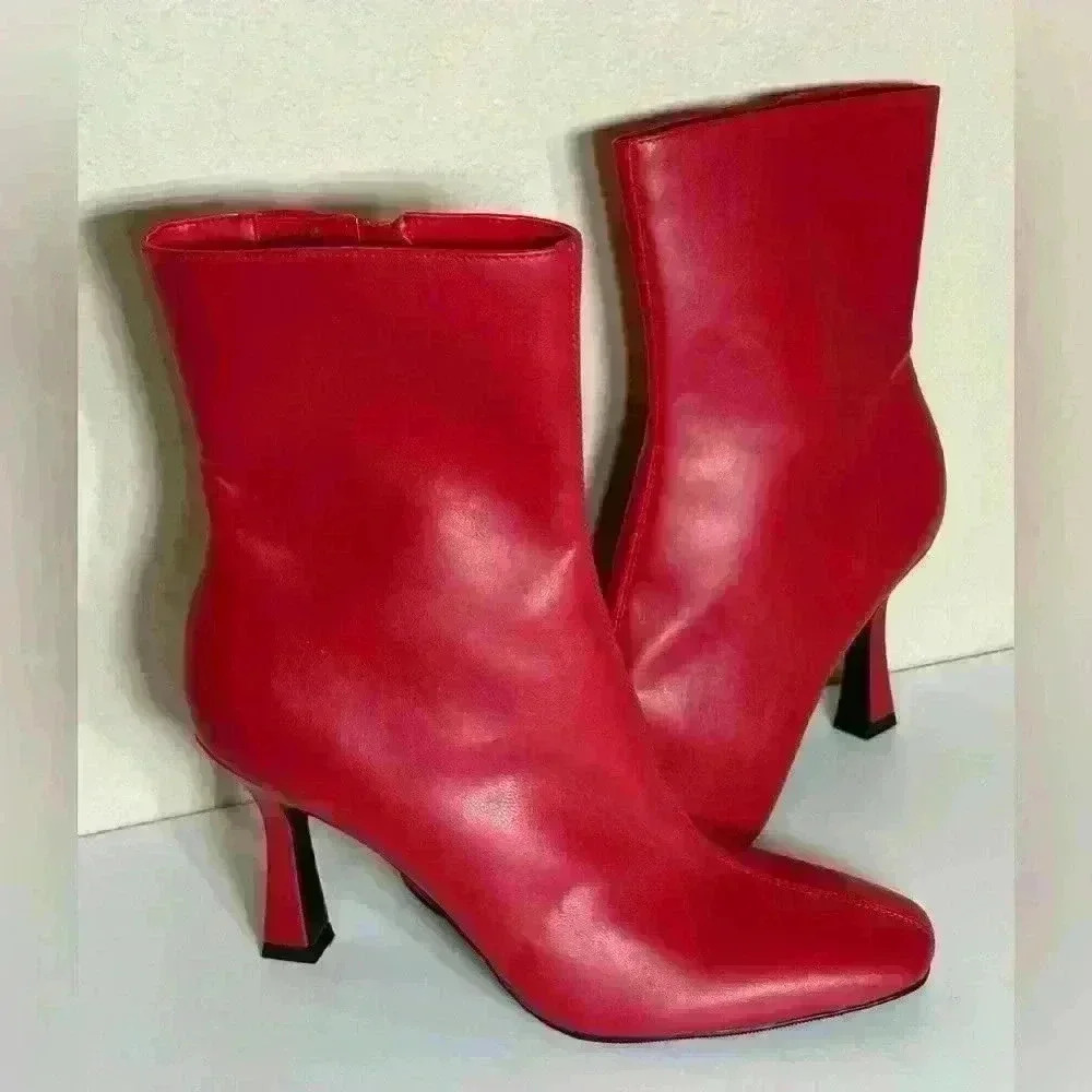 Open Edit Red Hesper Bootie Holiday Valentines Club Party 9.5 - Picture 6 of 10